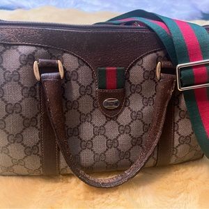💯 Authentic Gucci Purse